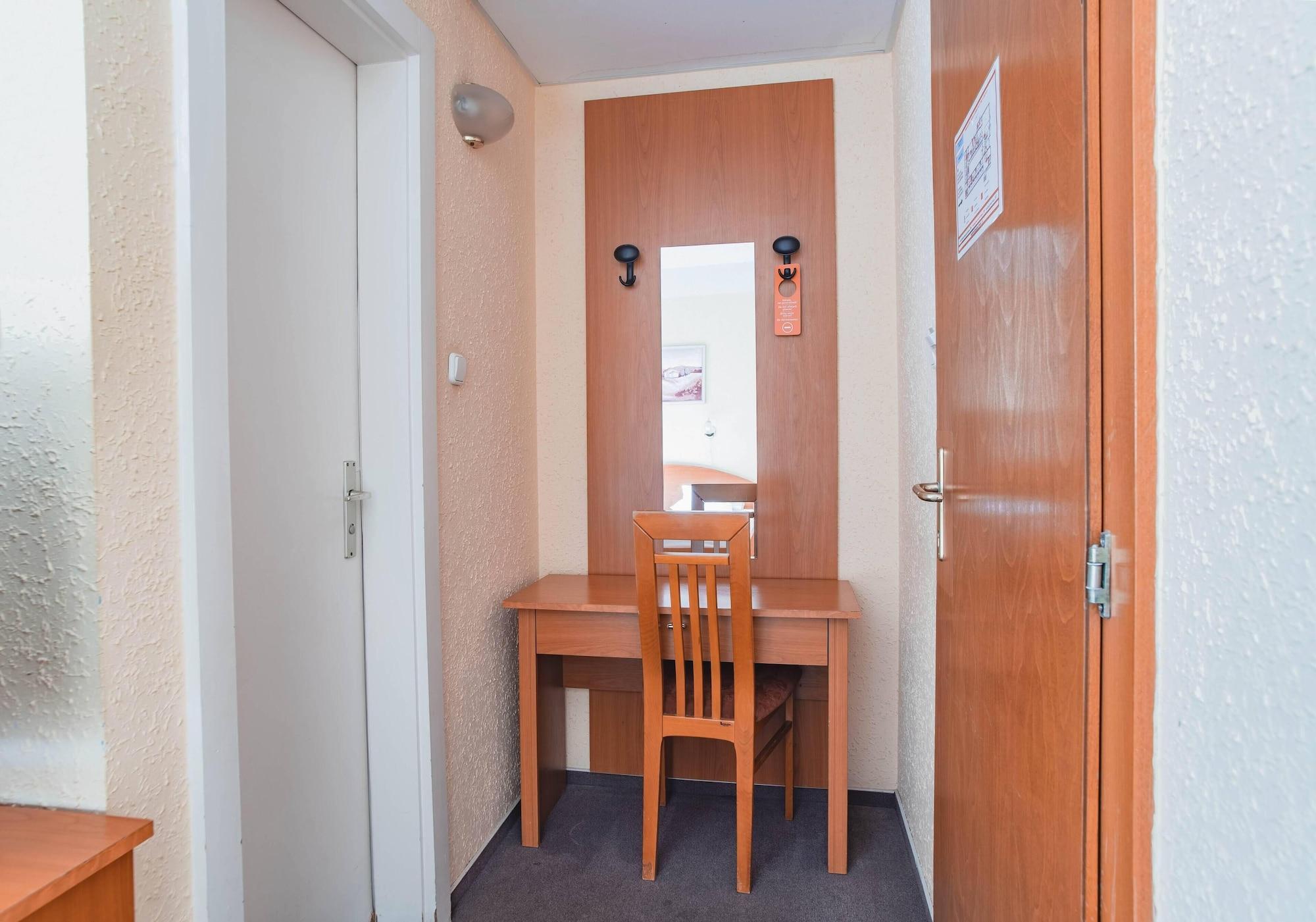 Homoky Hotels Bestline Hotel Budapest Ngoại thất bức ảnh