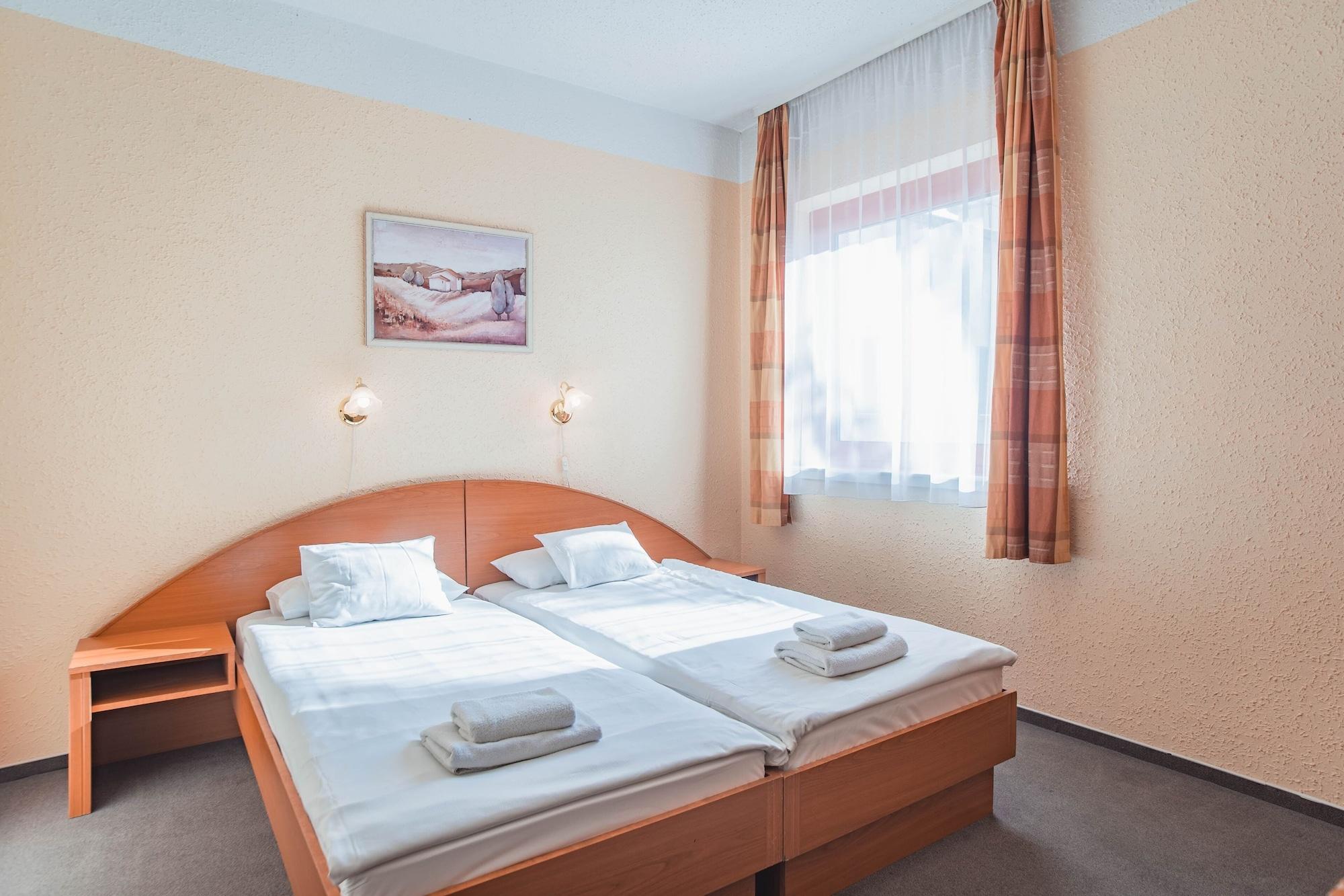 Homoky Hotels Bestline Hotel Budapest Ngoại thất bức ảnh